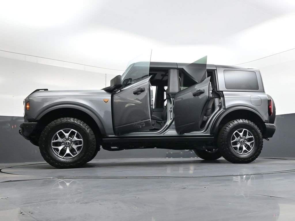 Used 2025 Ford Bronco Badlands AWD/4WD image 47