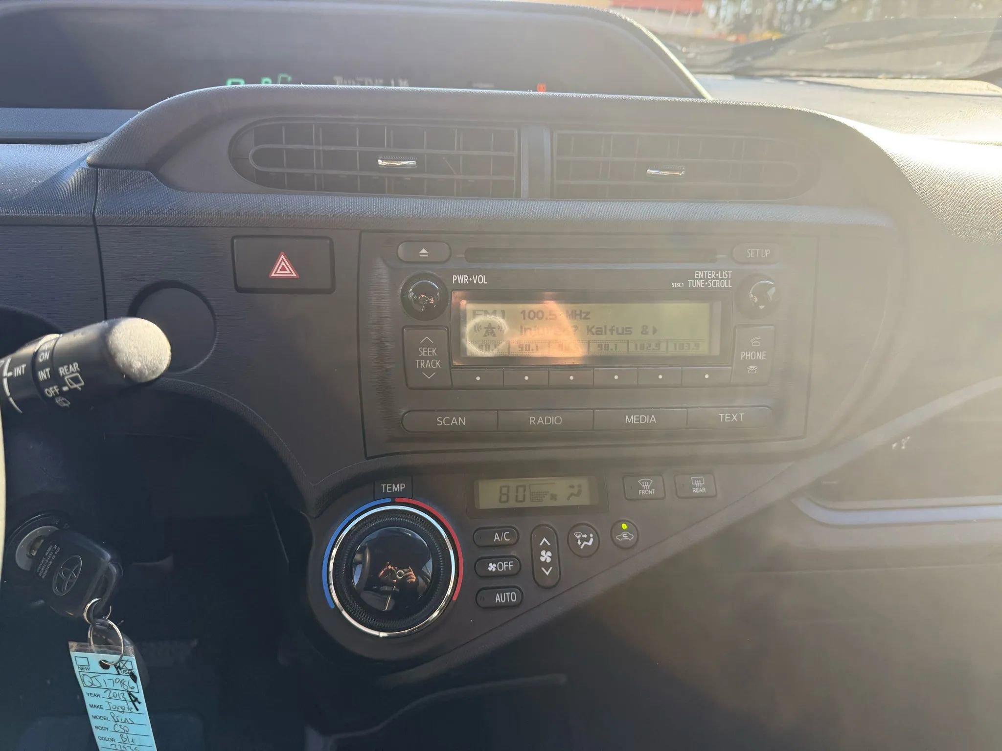 Used 2013 Toyota Prius C Three image 19