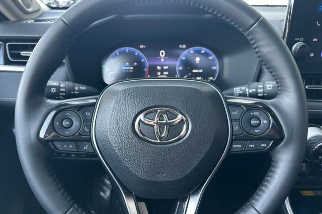 Used 2024 Toyota RAV4 Limited image 27