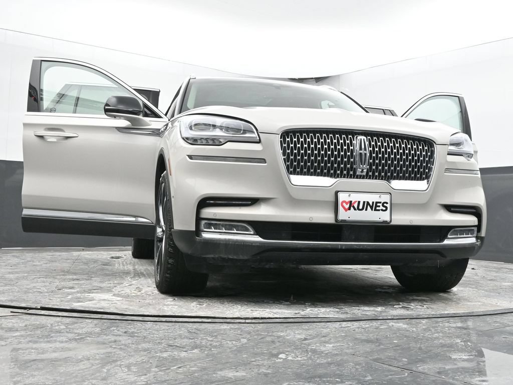 Used 2024 Lincoln Aviator Reserve w/ Equipment Group 201A AWD/4WD image 70