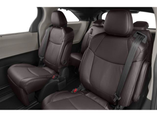 Used 2023 Toyota Sienna Platinum AWD/4WD image 13