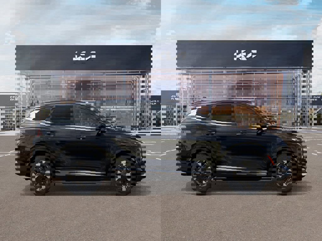 New 2026 Kia Sportage LX image 7