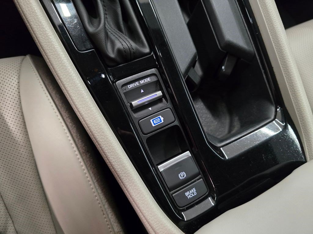 Used 2023 Honda Accord EX-L image 26