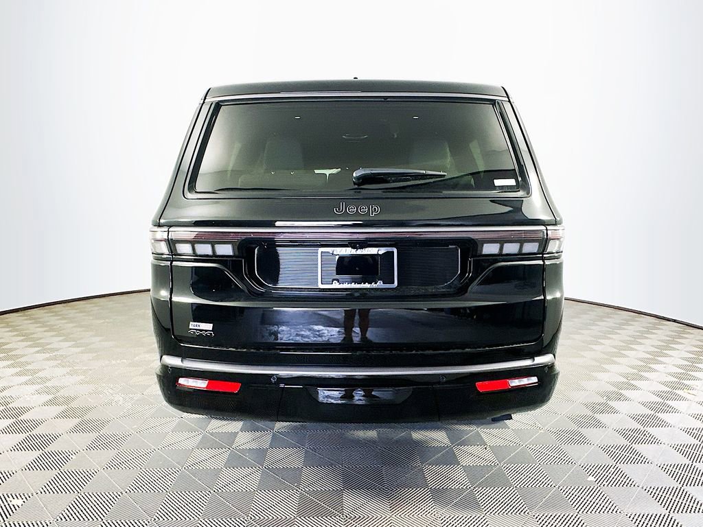 New 2026 Jeep Grand Wagoneer Limited AWD/4WD image 8