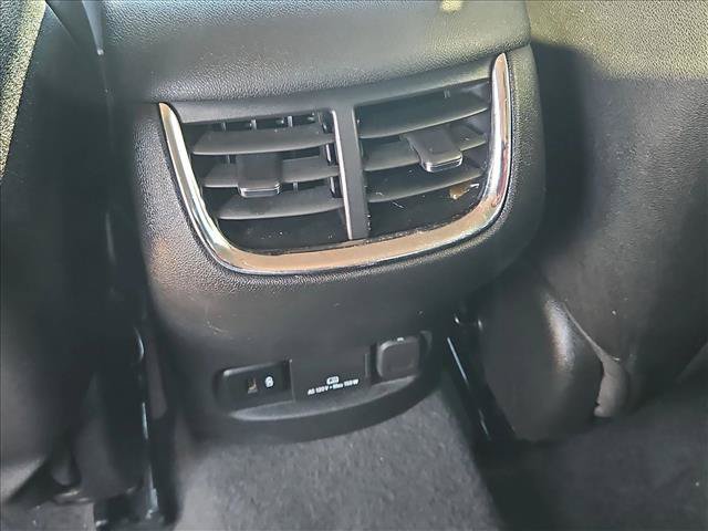 Used 2024 Chevrolet Malibu LT FWD image 23
