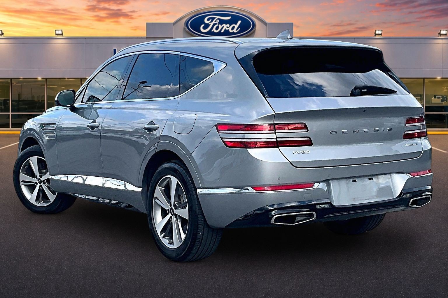 Used 2023 Genesis GV80 3.5T w/ Cargo Package AWD/4WD image 2