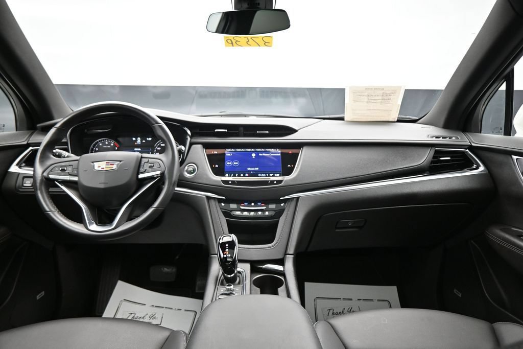 Used 2024 Cadillac XT6 Luxury w/ LPO, Floor Liner Package AWD/4WD image 13