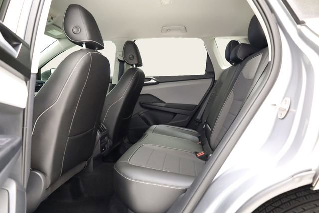 Used 2022 Volkswagen Taos SE image 28