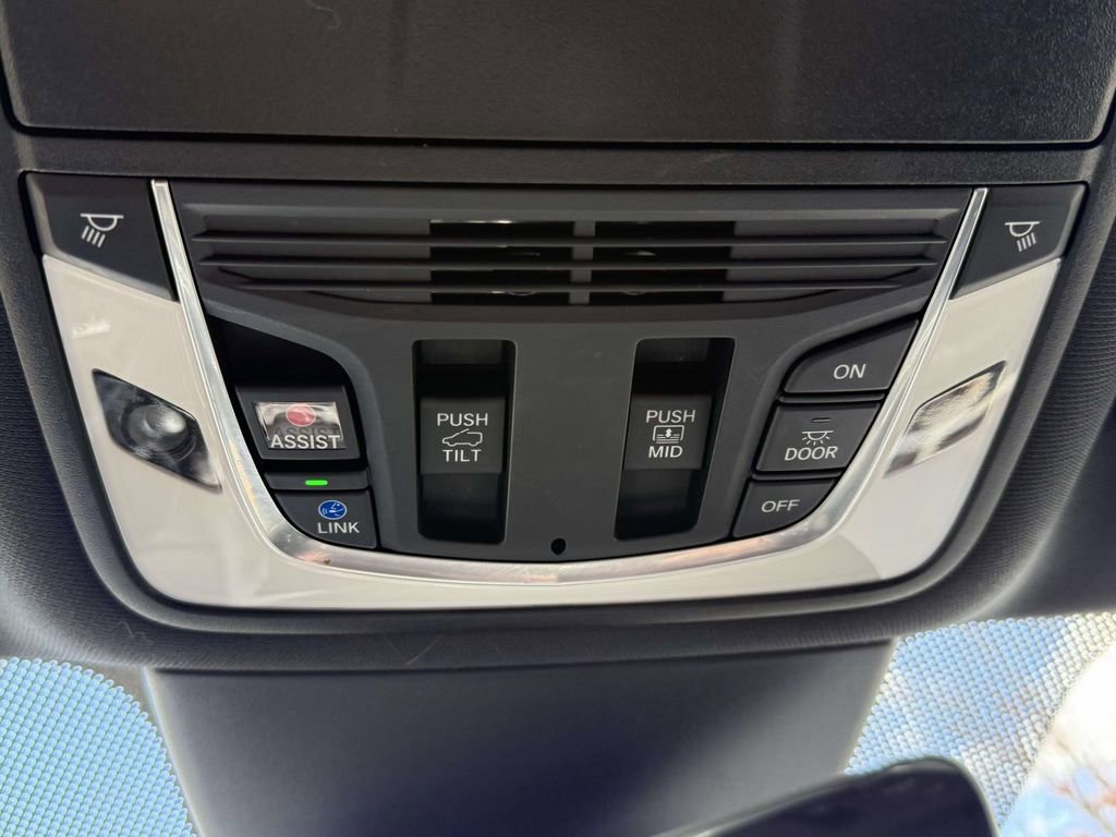 Certified 2023 Acura MDX A-Spec image 28