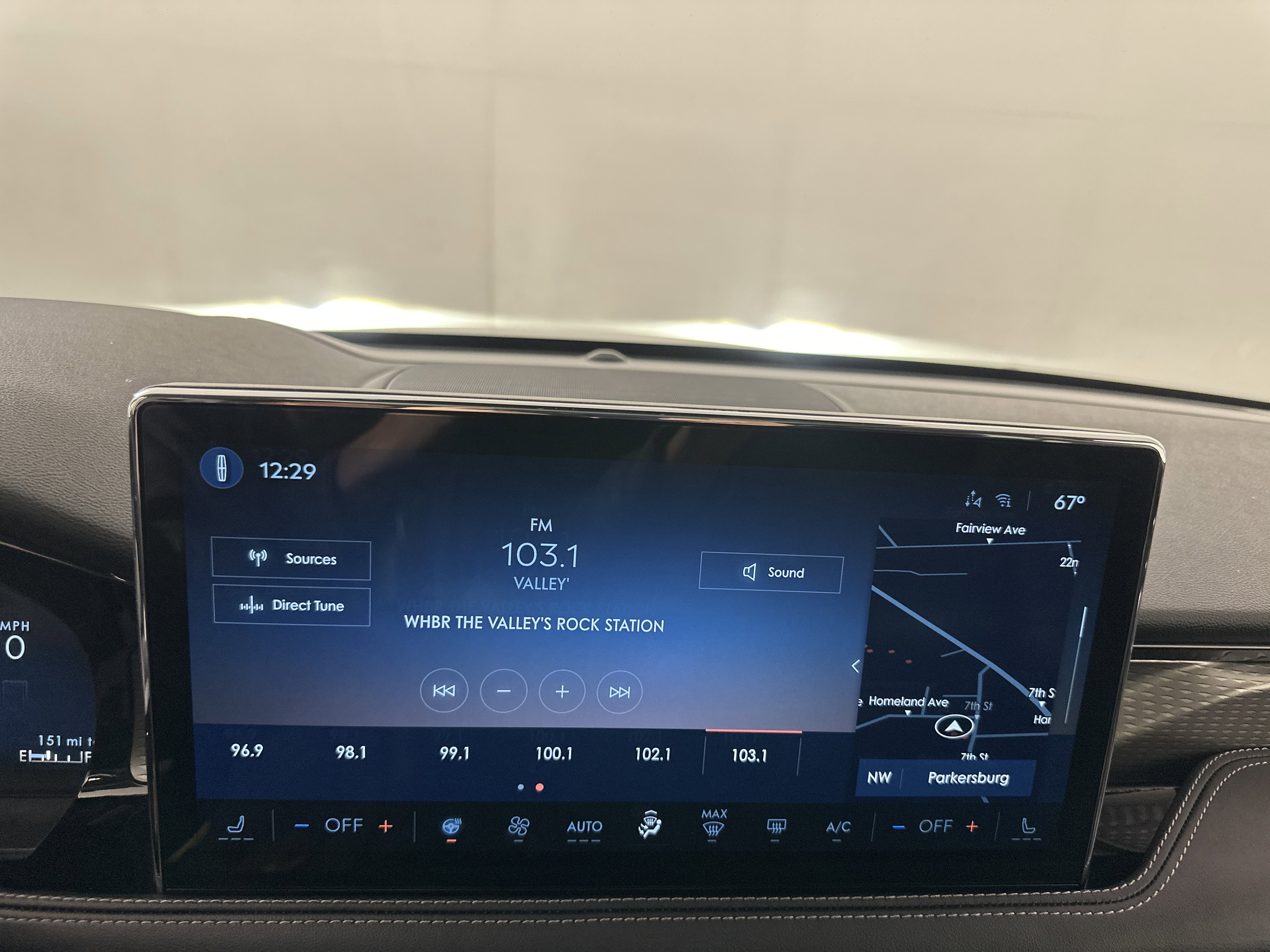 New 2026 Lincoln Corsair Reserve image 15