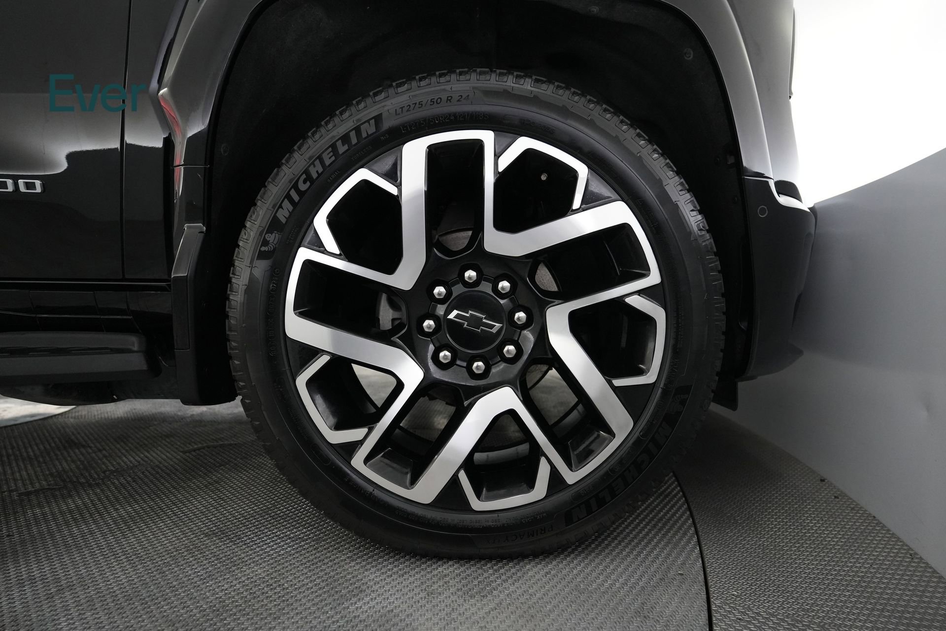 Used 2024 Chevrolet Silverado EV RST image 14