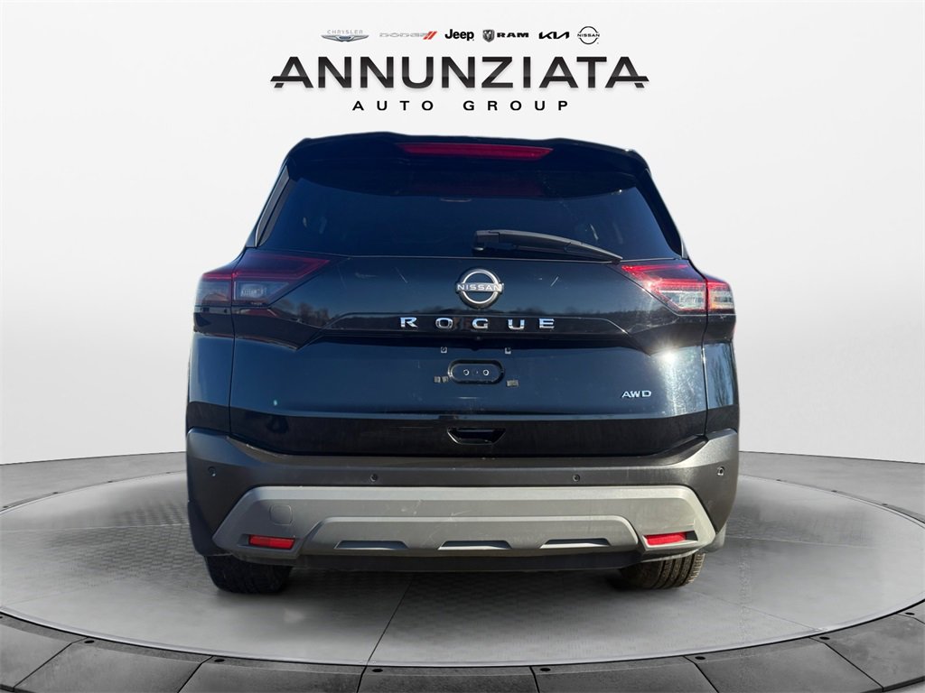 Certified 2023 Nissan Rogue S image 4