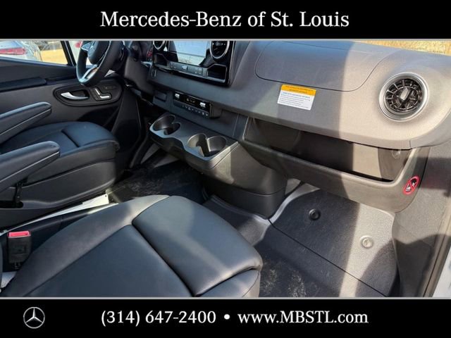 New 2026 Mercedes-Benz Sprinter 2500 image 9