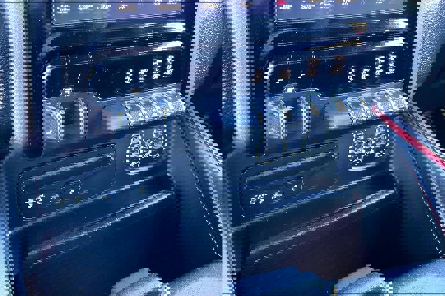 Used 2019 RAM 1500 Rebel w/ Rebel Level 2 Equipment Group AWD/4WD image 31