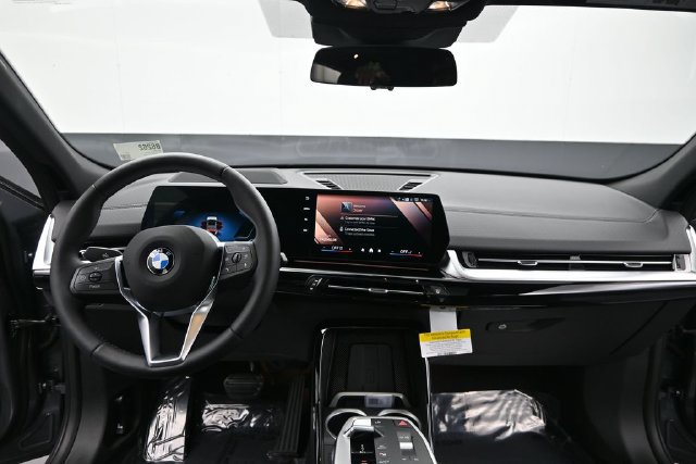 New 2026 BMW X2 xDrive28i w/ Technology Package AWD/4WD image 14