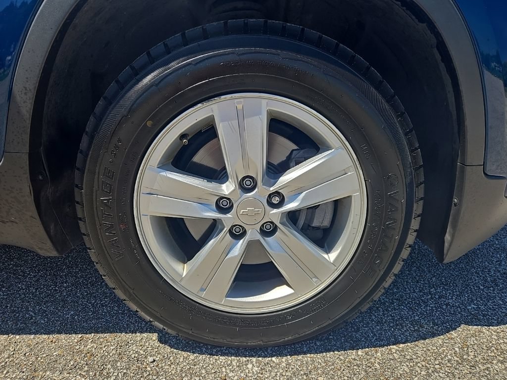 Used 2020 Chevrolet Trax LT FWD image 28