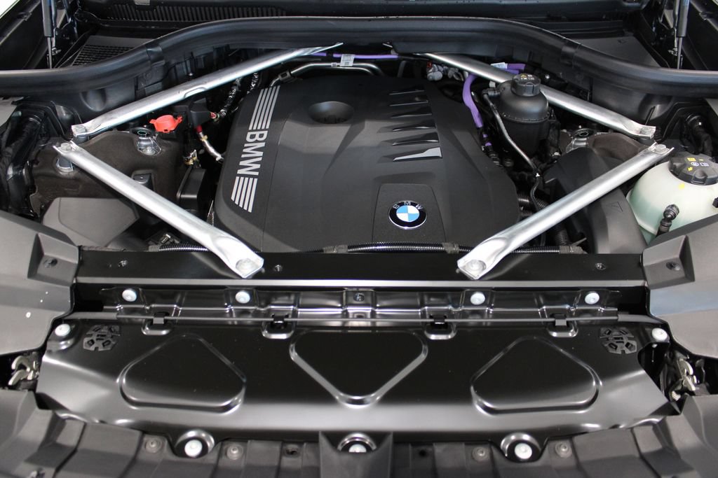 New 2026 BMW X7 xDrive40i AWD/4WD image 8