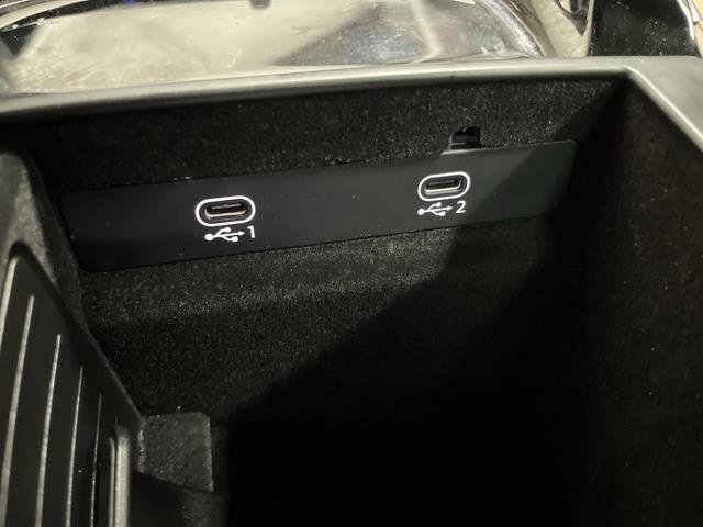 Used 2023 Audi A8 L 3.0T w/ Luxury Package image 24