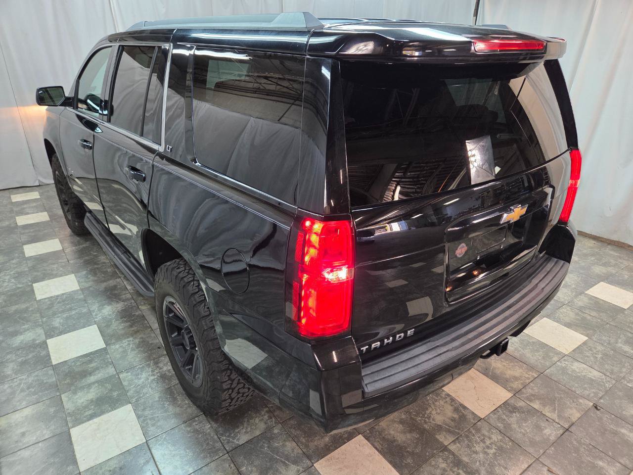 Used 2017 Chevrolet Tahoe LT AWD/4WD image 6
