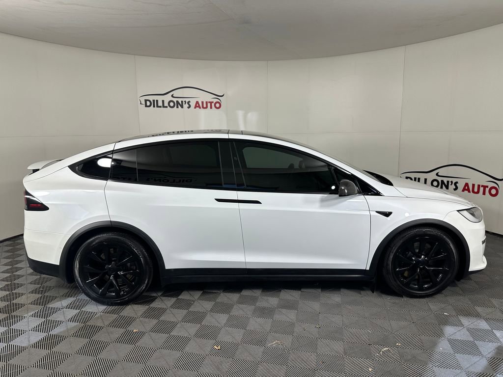 Used 2022 Tesla Model X Base image 10