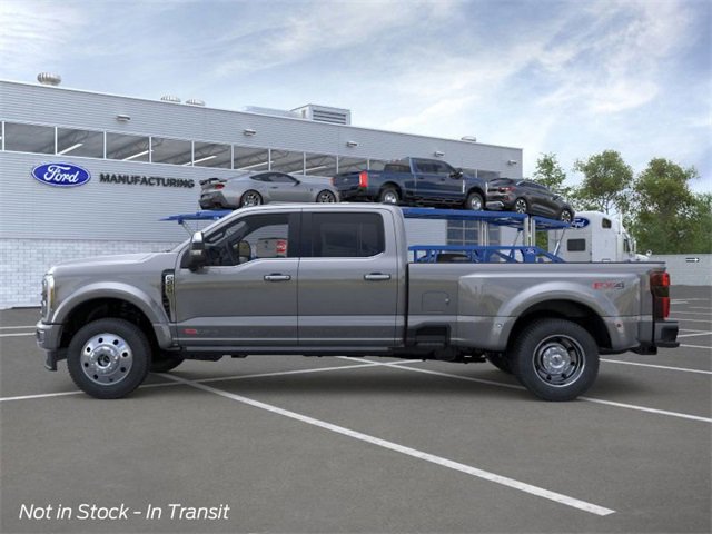 New 2026 Ford F450 4x4 Crew Cab Super Duty image 3
