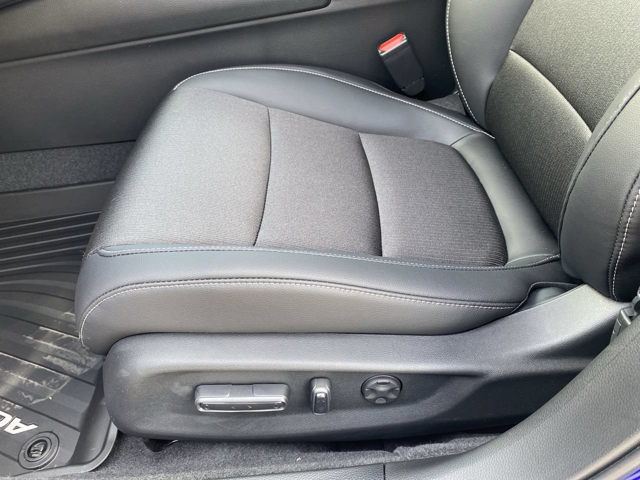 Certified 2022 Honda Accord Sport image 11