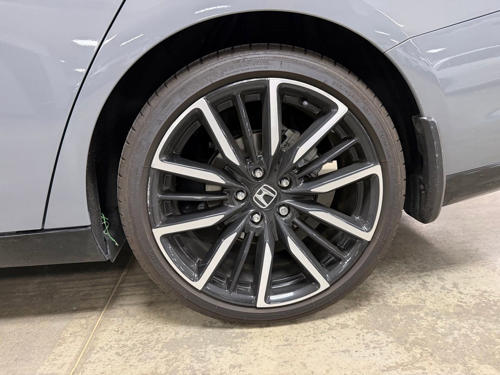 Used 2024 Honda Accord Touring image 5