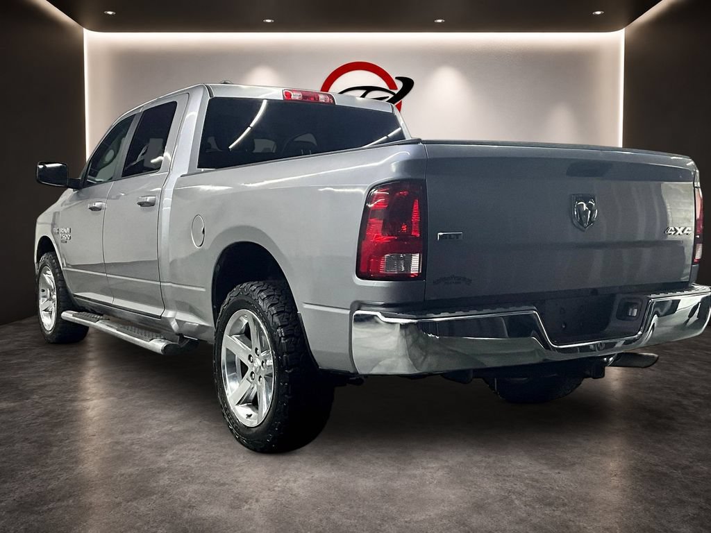 Used 2021 RAM 1500 Classic SLT AWD/4WD image 5