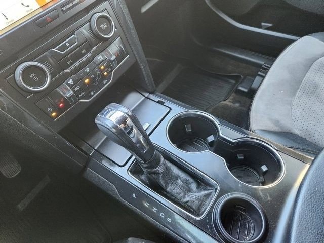 Used 2017 Ford Explorer XLT w/ Equipment Group 202A image 17