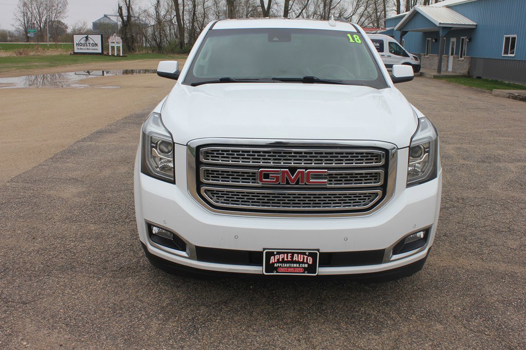 Used 2018 GMC Yukon SLT AWD/4WD image 2