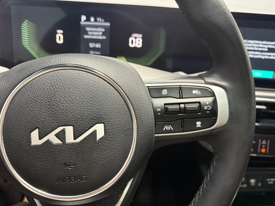 Used 2025 Kia K5 GT-Line w/ GT-Line Premium Package AWD/4WD image 22