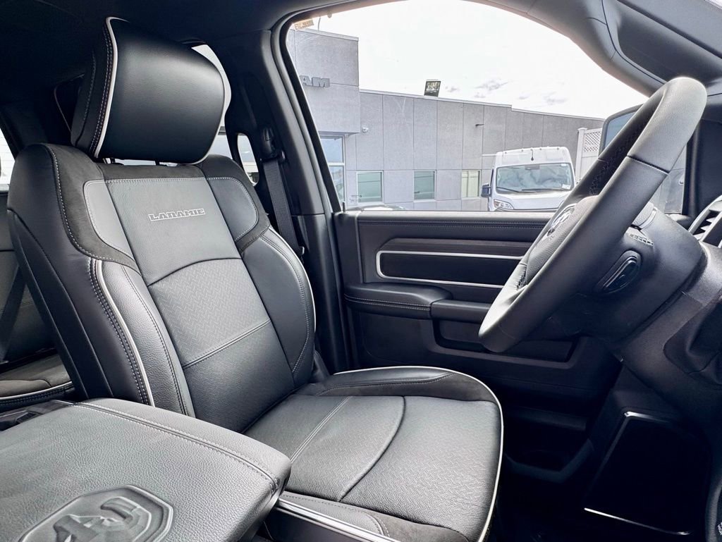 Used 2025 RAM 3500 Laramie w/ Sport Appearance Package image 20