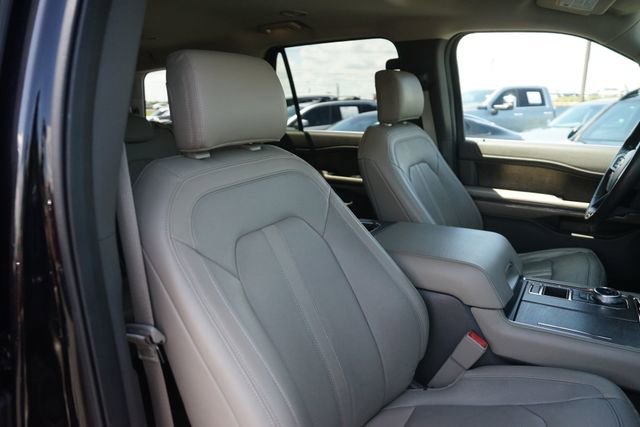 Used 2019 Ford Expedition Limited RWD image 21