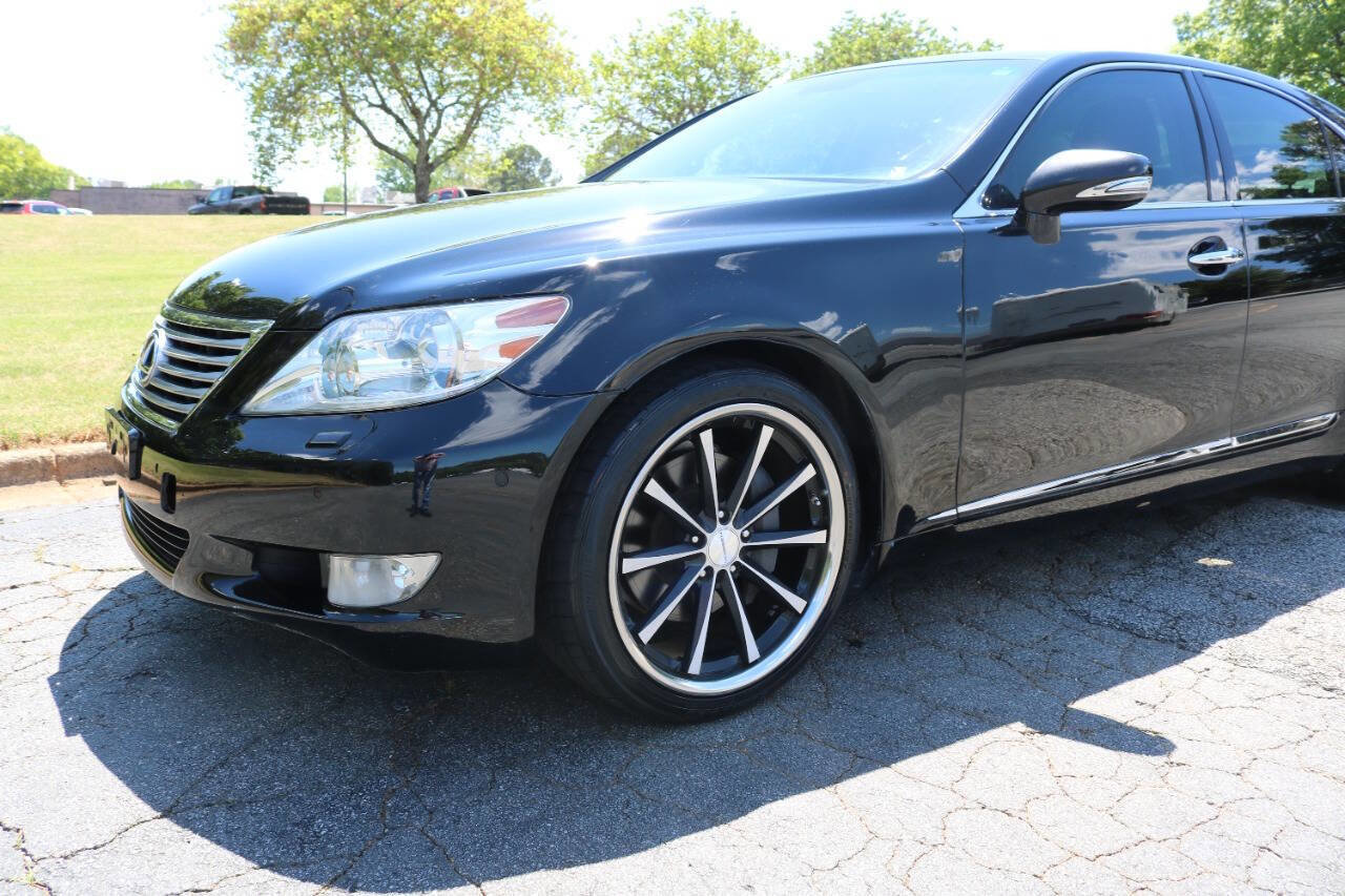 Used 2010 Lexus LS 460 RWD image 23