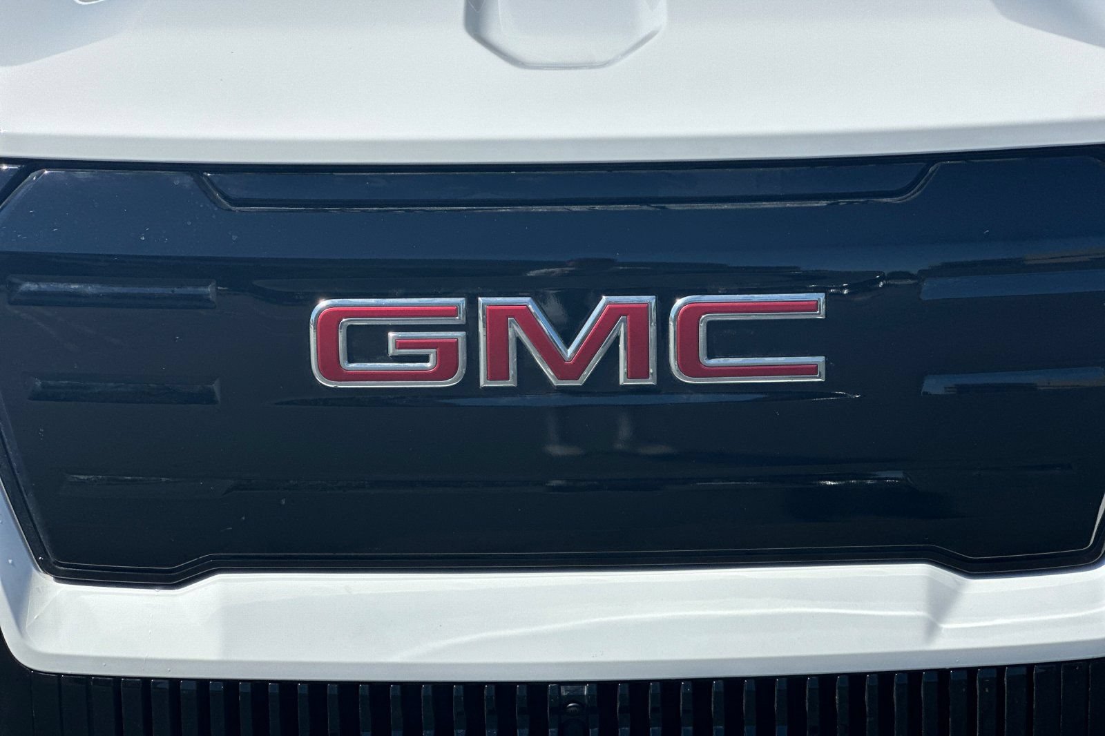 Used 2026 GMC Sierra EV Elevation AWD/4WD image 43
