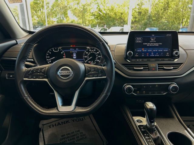Used 2022 Nissan Altima 2.5 SR FWD image 10