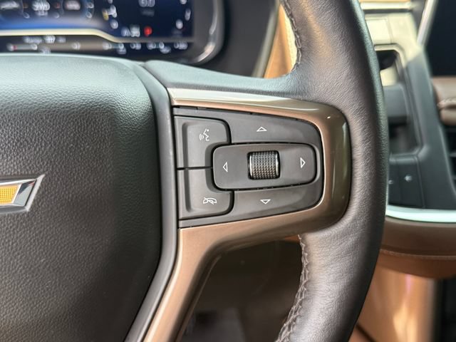 Used 2023 Chevrolet Suburban High Country AWD/4WD image 16