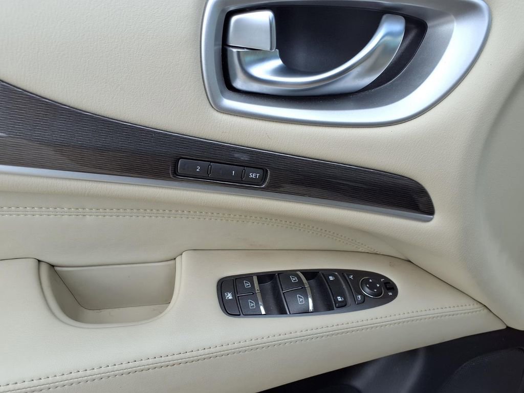 Used 2020 INFINITI QX60 Luxe w/ Essential Package FWD image 27