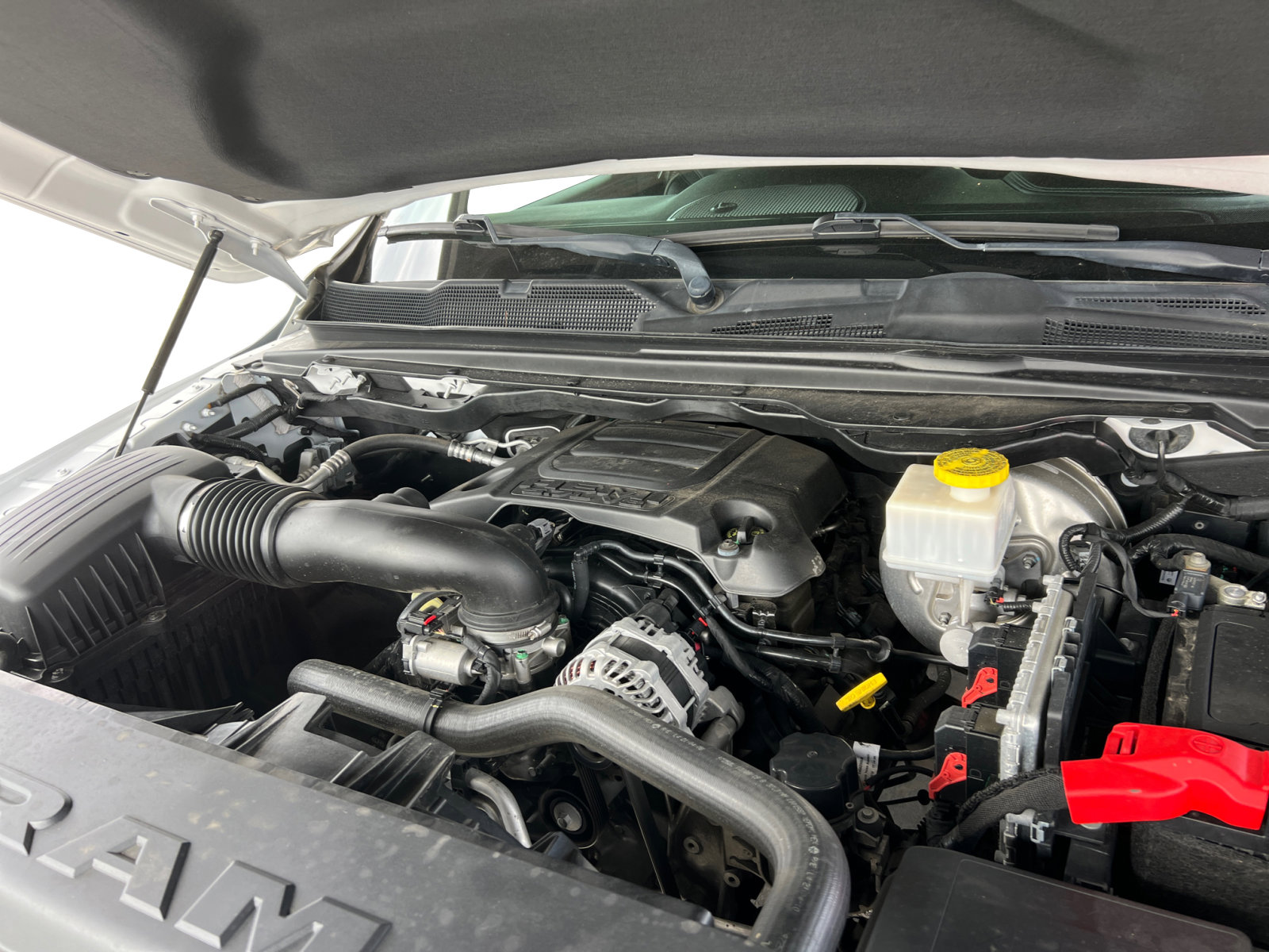 Used 2020 RAM 1500 Laramie image 15