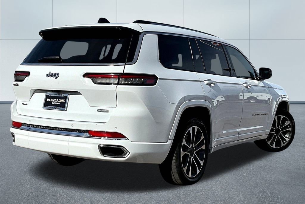 Used 2023 Jeep Grand Cherokee L Overland w/ Rear Seat Video Group I image 2