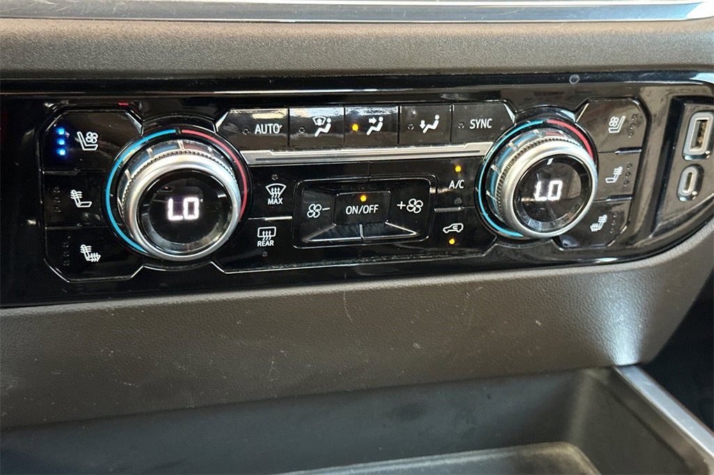 Used 2023 GMC Sierra 1500 SLT w/ SLT Premium Package image 23