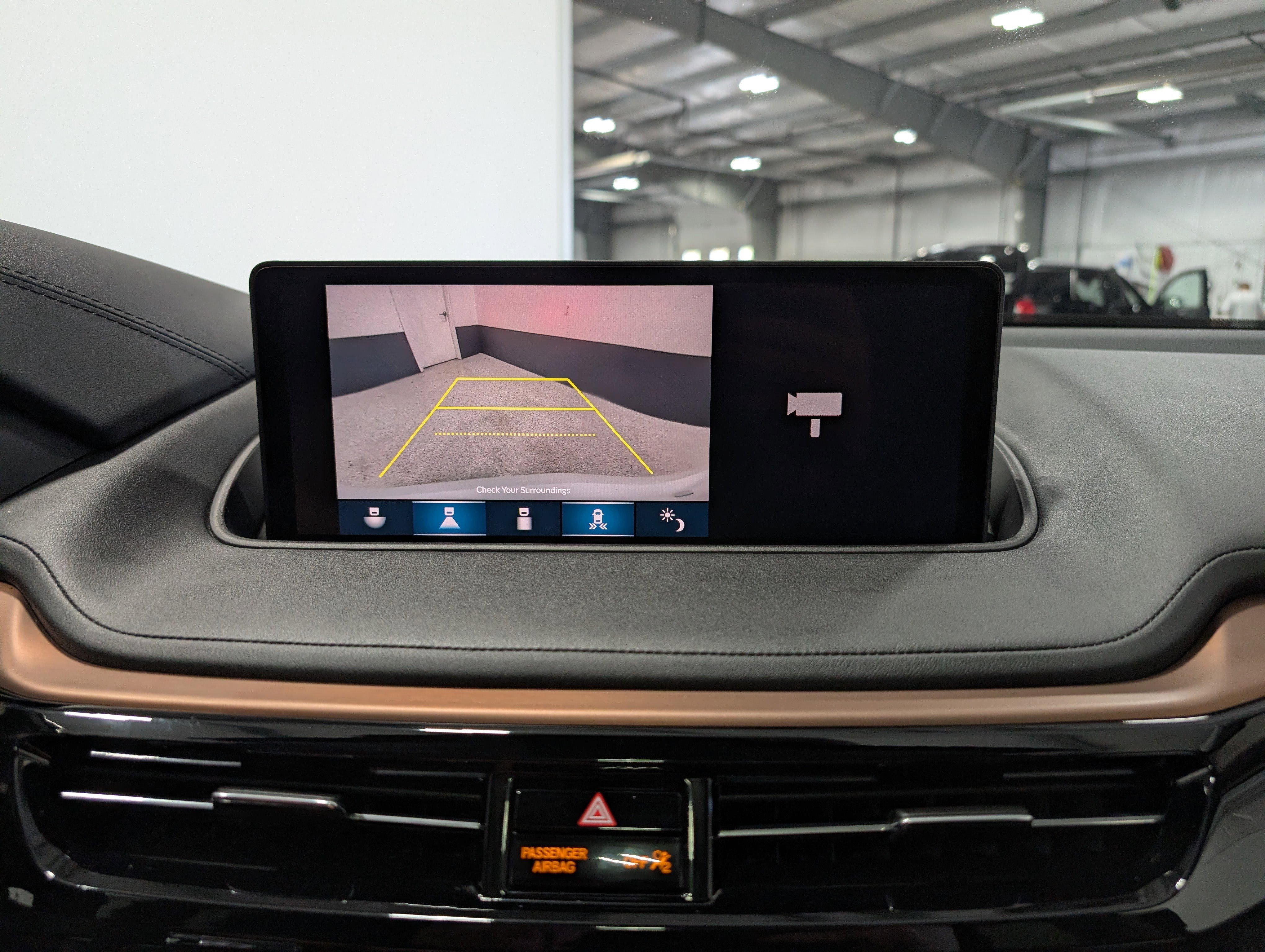 Used 2022 Acura MDX SH-AWD w/ Technology Package image 31