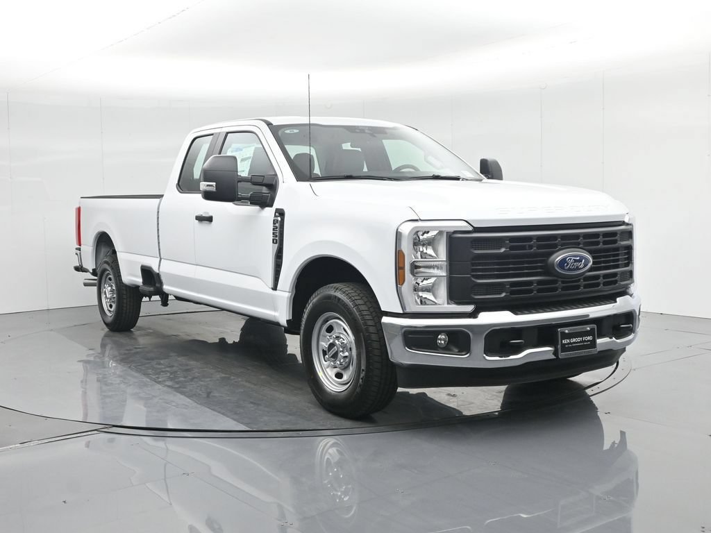 New 2026 Ford F250 XL w/ XL Chrome Package RWD image 59