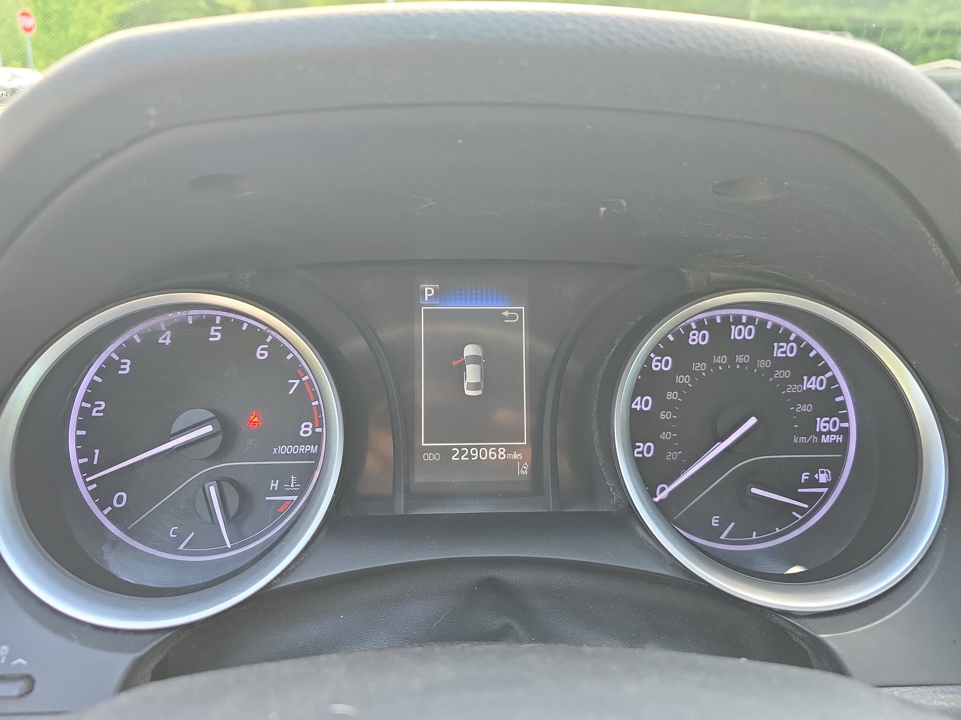 Used 2021 Toyota Camry LE FWD image 18