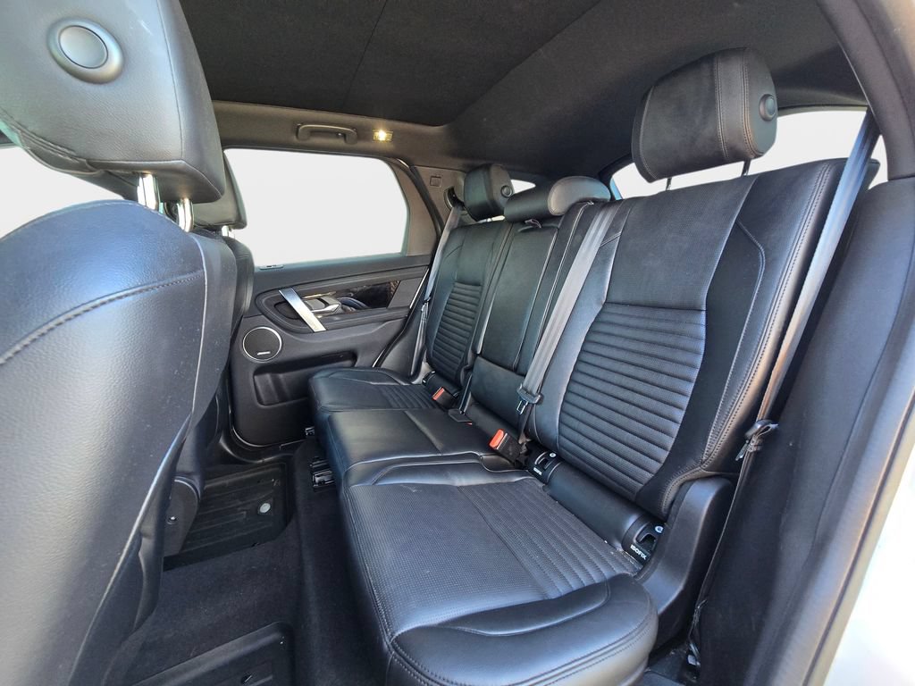 Used 2022 Land Rover Discovery Sport SE AWD/4WD image 17