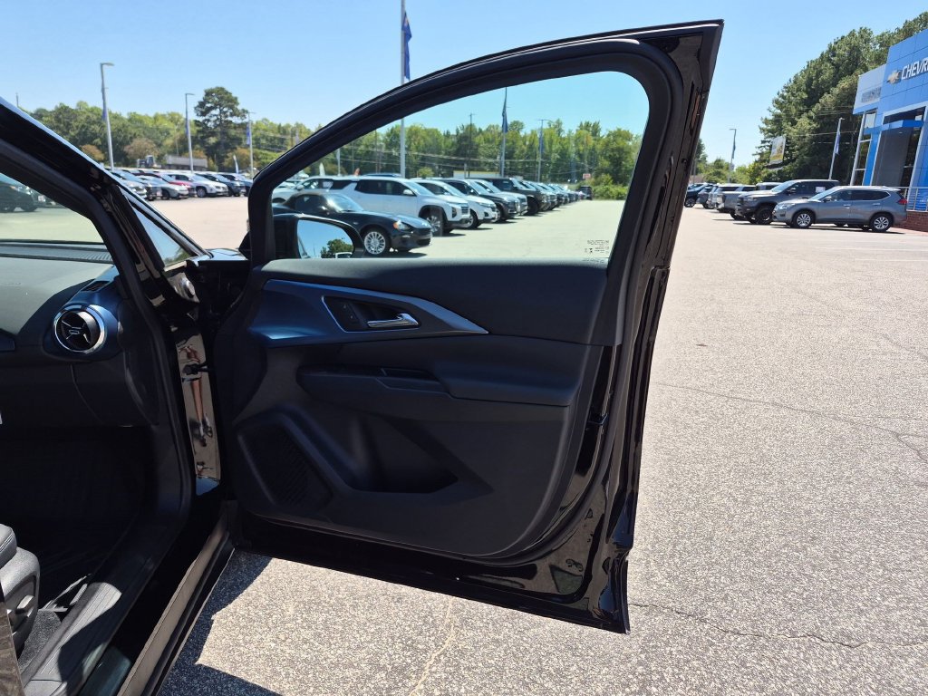 New 2026 Chevrolet Equinox EV LT w/ Convenience Package II FWD image 35