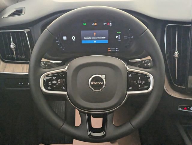New 2026 Volvo XC60 T8 Core image 8