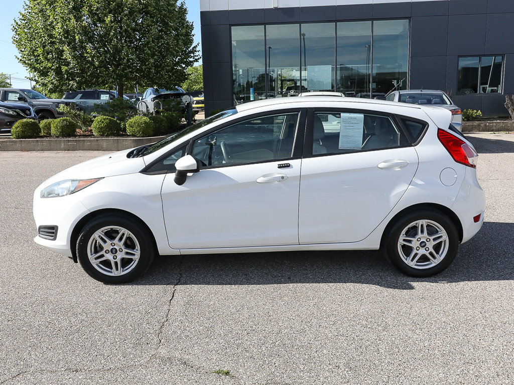 Used 2019 Ford Fiesta SE FWD image 2
