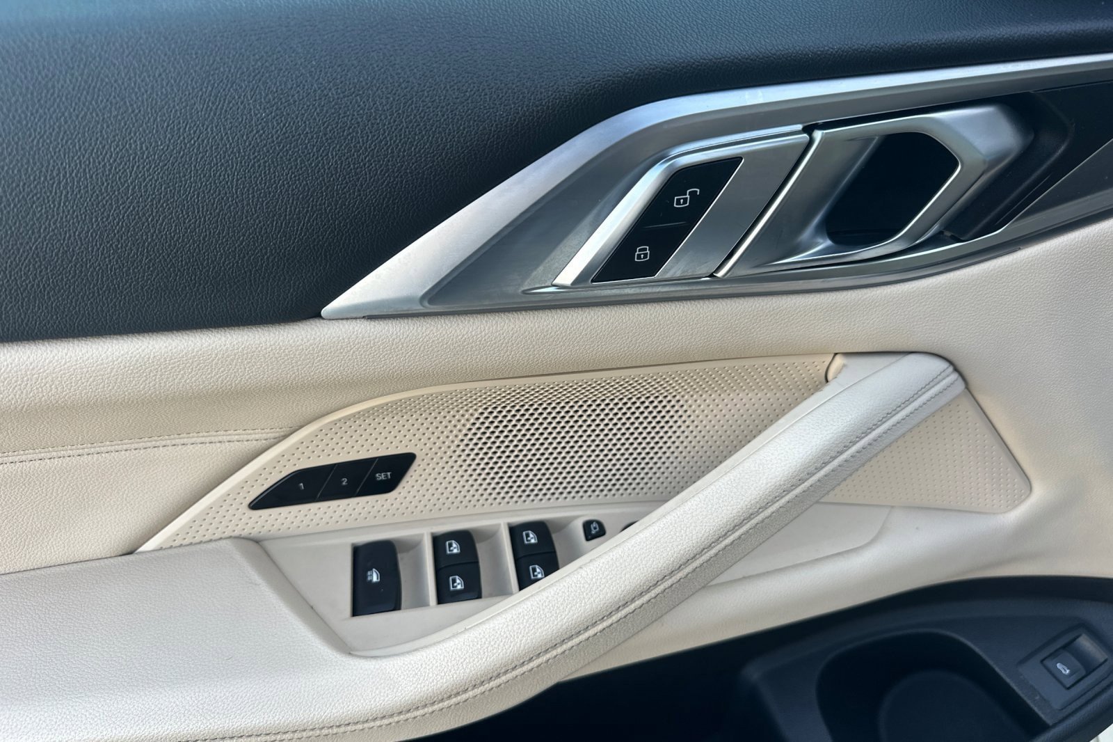 Used 2023 BMW 430i 430i w/ Convenience Package image 10