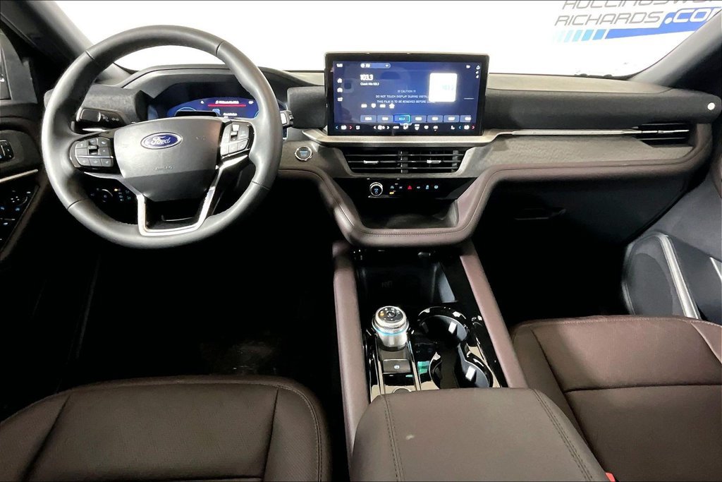 New 2026 Ford Explorer Platinum RWD image 5